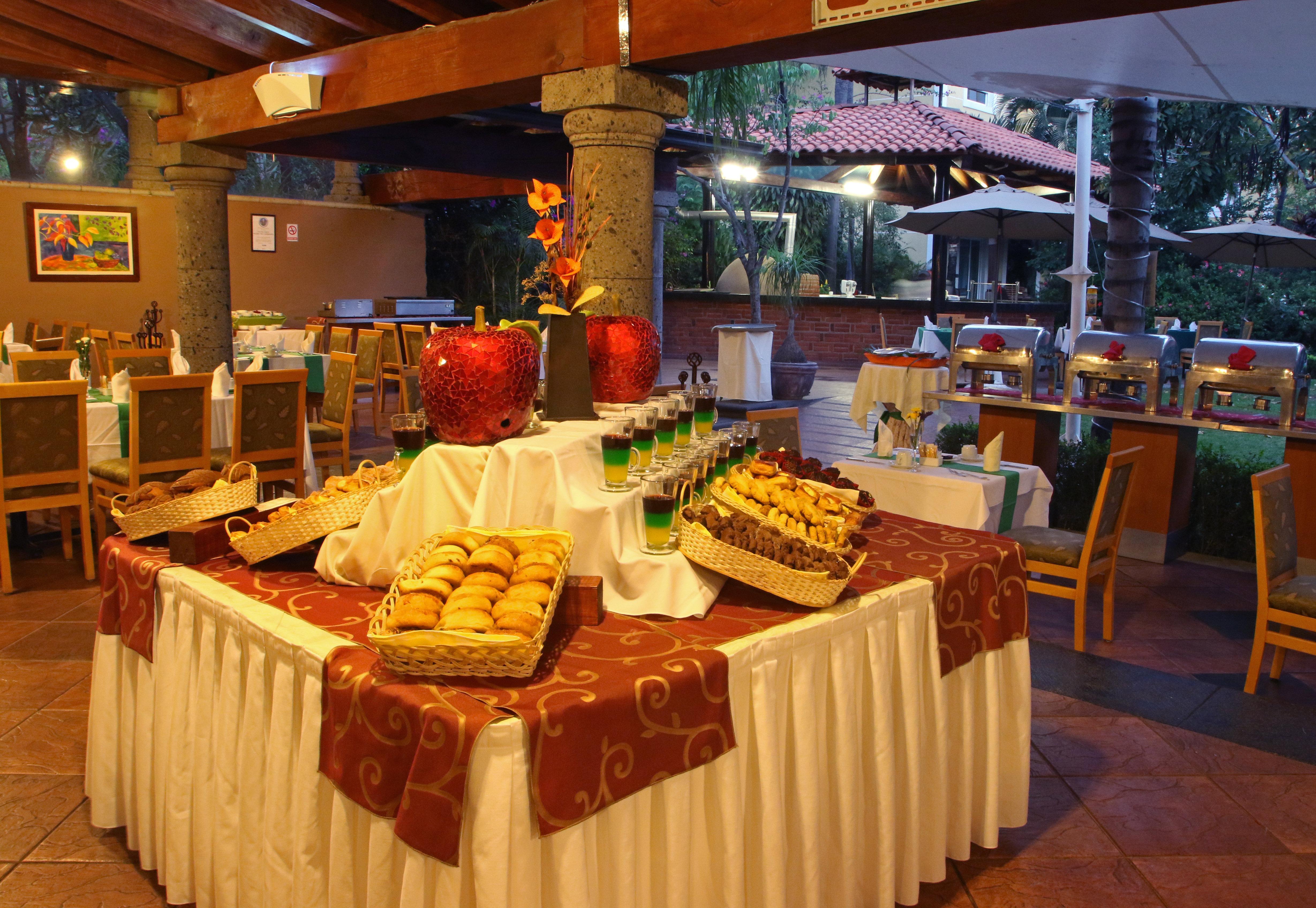 Holiday Inn Cuernavaca By Ihg Buitenkant foto