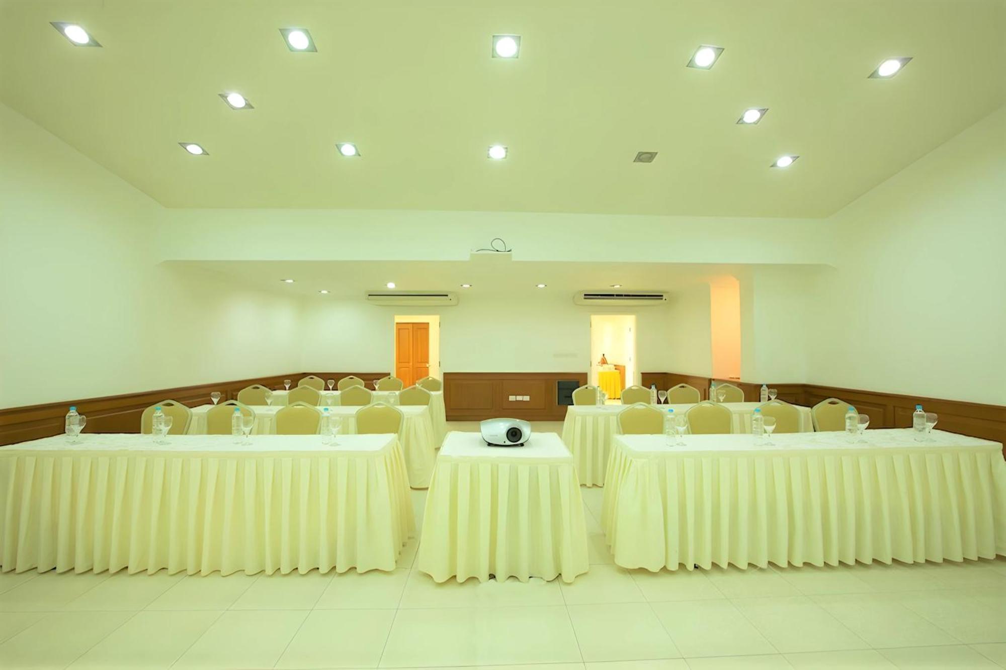 Holiday Inn Cuernavaca By Ihg Buitenkant foto